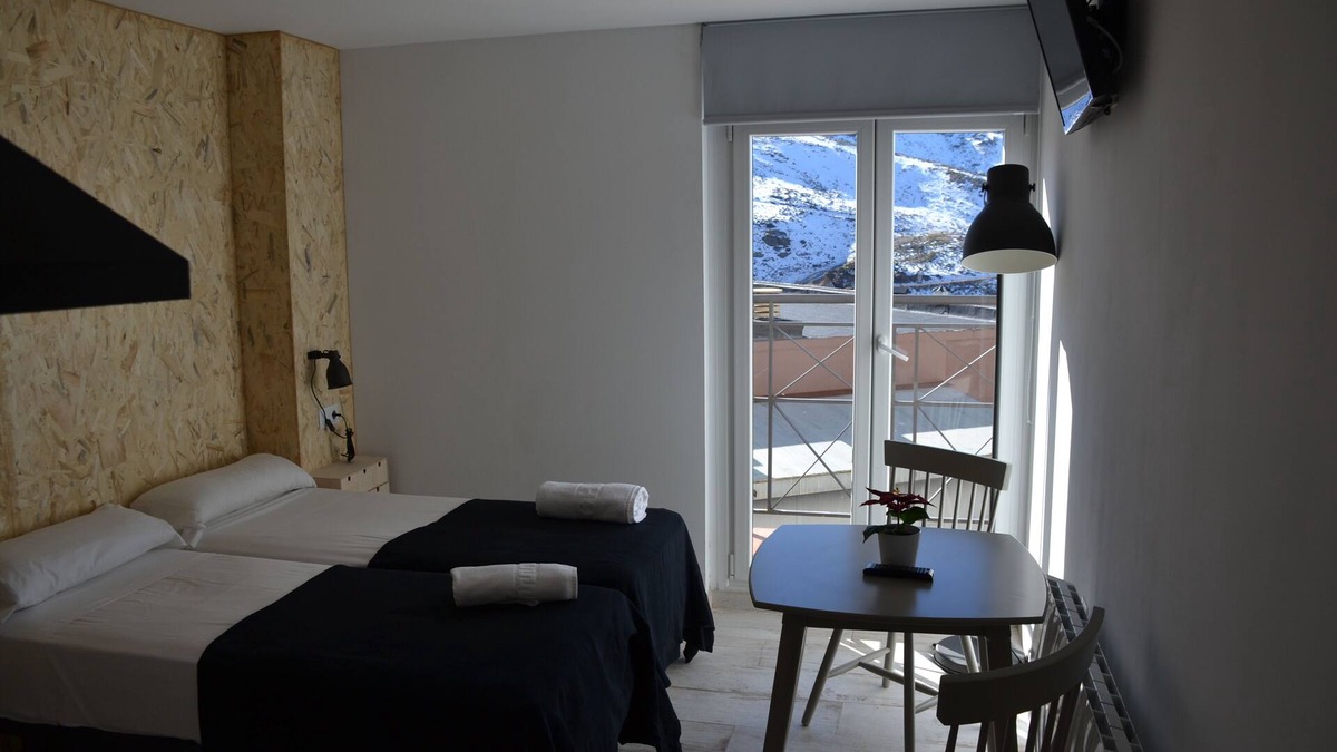 Pradollano Hotel | Gorbea Suites