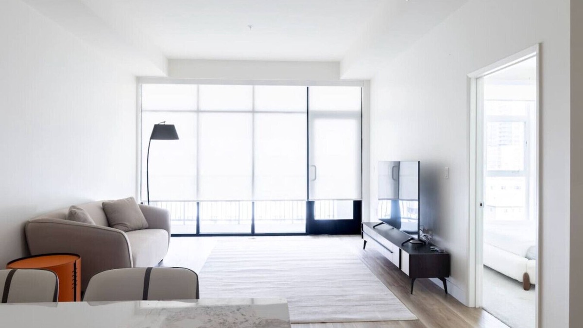 Koreatown Apartment | Gorgeous 1 Bed in LA (ID243)