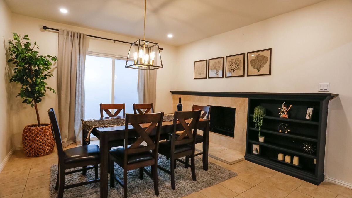 West Hills House | Gorgeous 2BD/2B with amazing outdoor experience