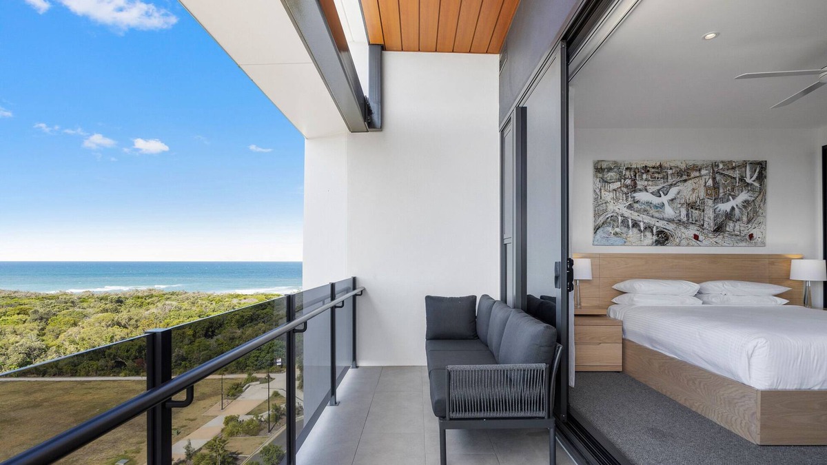 Bokarina Apartment | Gorgeous 3-Bed Unit Minutes from Beach