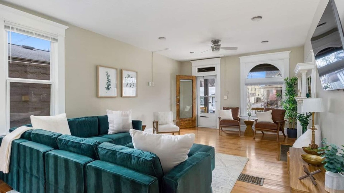 Merion Village House | Gorgeous 4 bed in the Heart of German Village