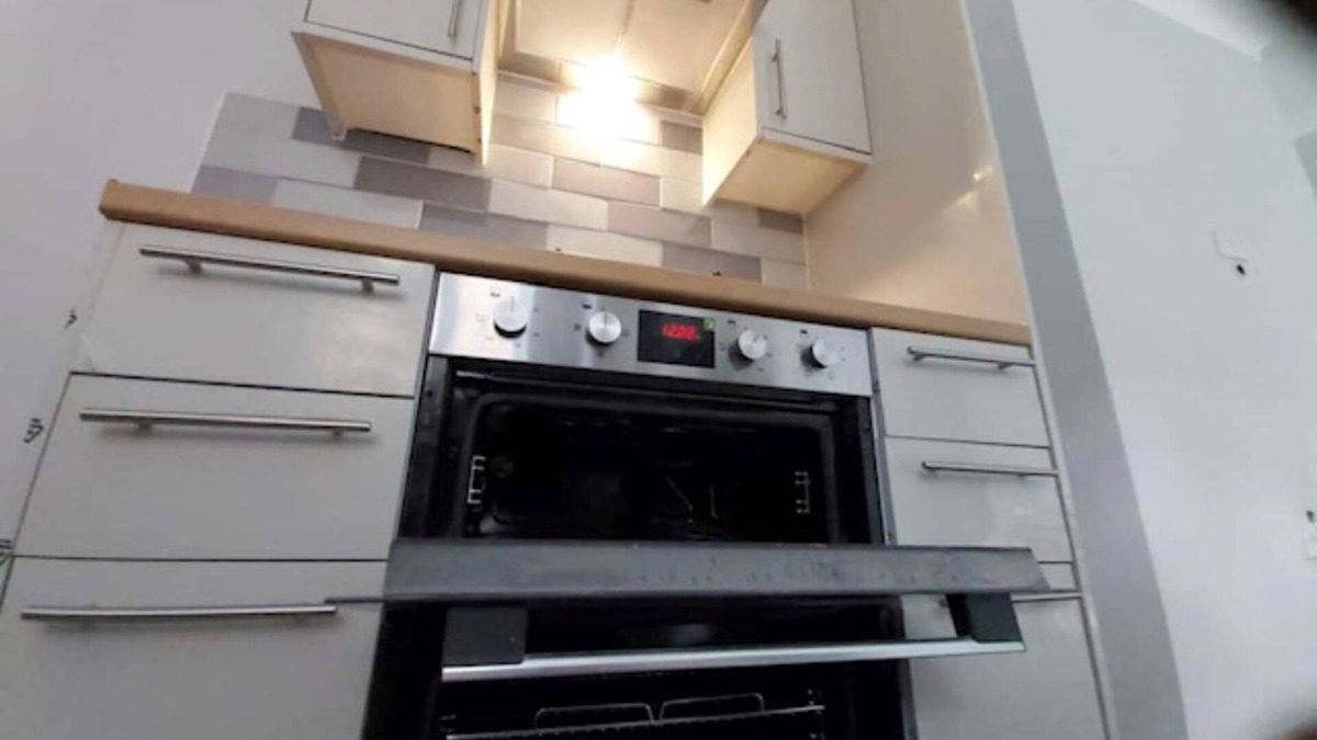 Petts Wood and Knoll House | Gorgeous 4-Bedroom House in Orpington