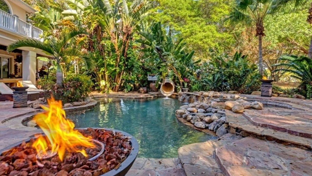 Clermont House | Gorgeous 62 Acre Island Estate - 10 Bedrooms in 2 Buildings