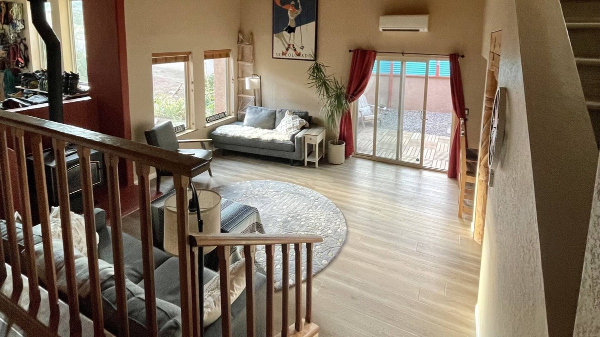 Sandia Heights South House | Gorgeous Adobe home. Next to park! Mountain Foothills, tons of natural light!