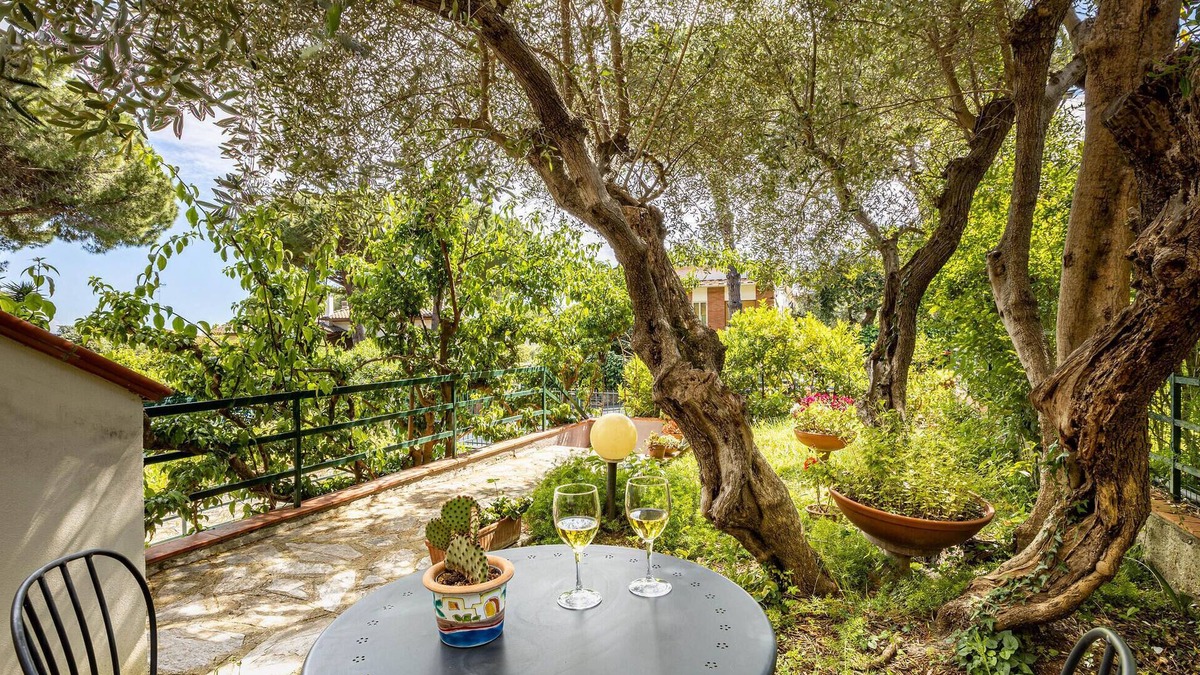 Castiglioncello Apartment | Gorgeous apartment in Castiglioncello