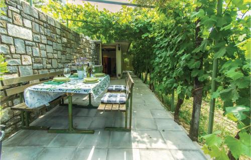 Strunjan Apartment | Gorgeous Apartment In Strunjan With Kitchen