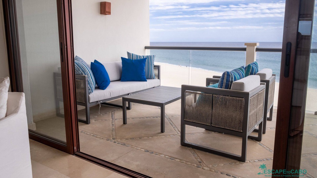 Campo de Golf Fonatur Resort | Gorgeous, Beachfrotn 4 Bedroom Condo SIX!