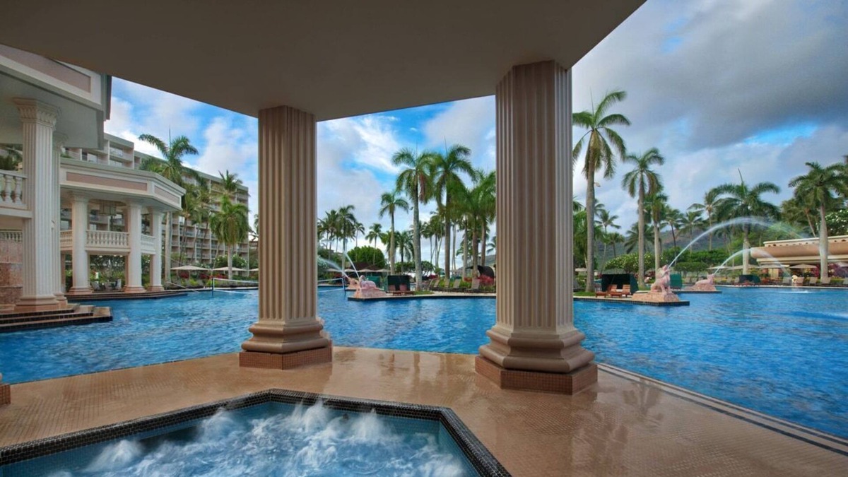 Nawiliwili Resort | GORGEOUS BEACHFRONT KAUAI CLUB + AMENITIES, 1-BEDROOM SUITE