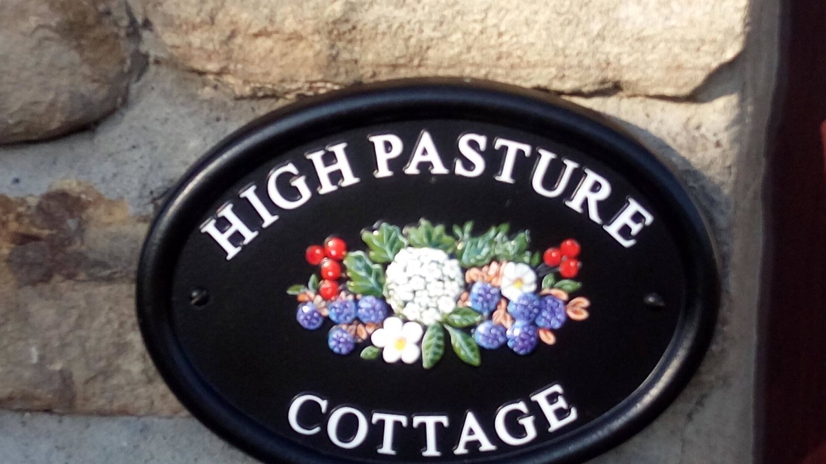 Crawcrook Cottage | Gorgeous cottage in rural idyl, sleeps 4