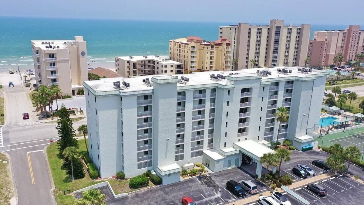 Ocean View Halifax Estates Condo | Gorgeous Condo Steps From the Beach!