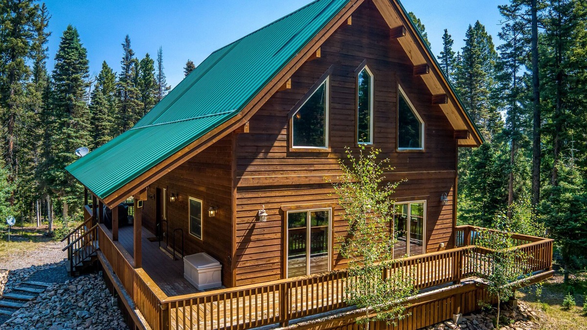 Cimarron Cabin | Gorgeous cabin in Arrowhead - Perfect for an off-season escape!