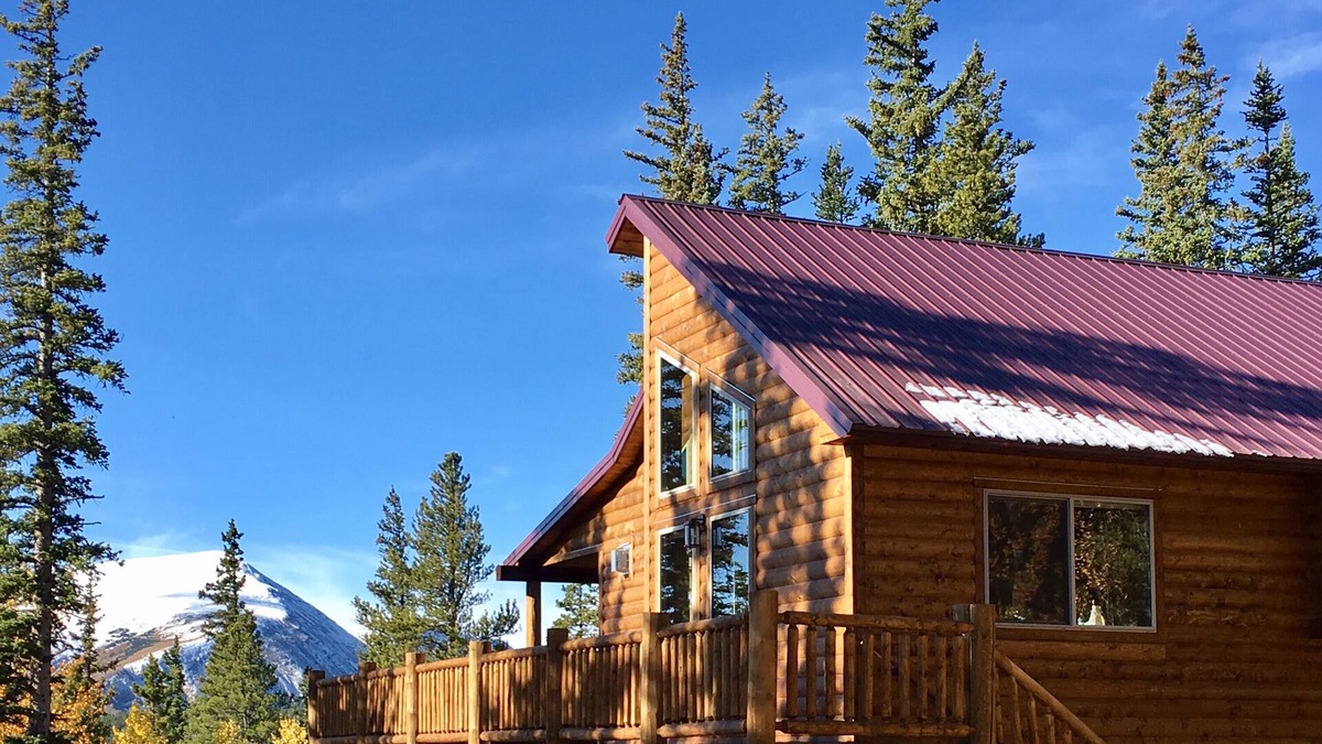 Valley of the Sun Cabin | Gorgeous Cabin with HOT TUB & AMAZING Views!