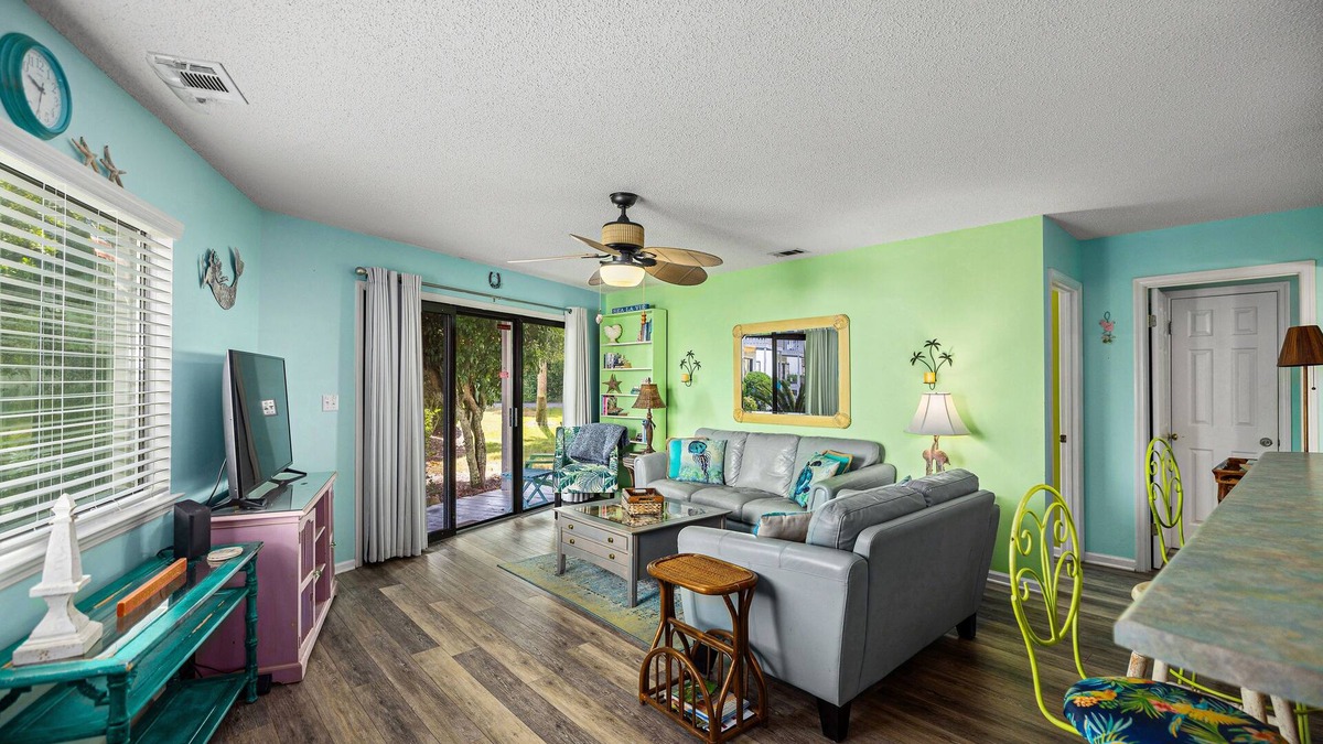 Miramar Beach Condo | Gorgeous coastal condo with shared pool, beach access & close to shopping