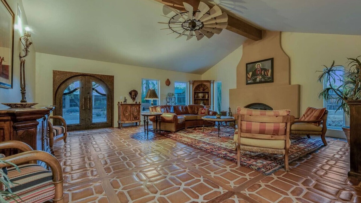 Casas Adobes House | Gorgeous Custom Desert Property w/2 Homes & Pool