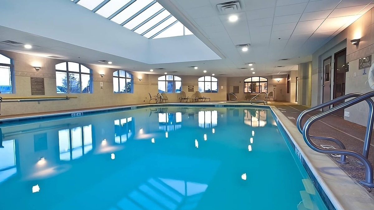Killeen Hotel | Gorgeous Family Getaway! 1 Awesome Unit and Pool.