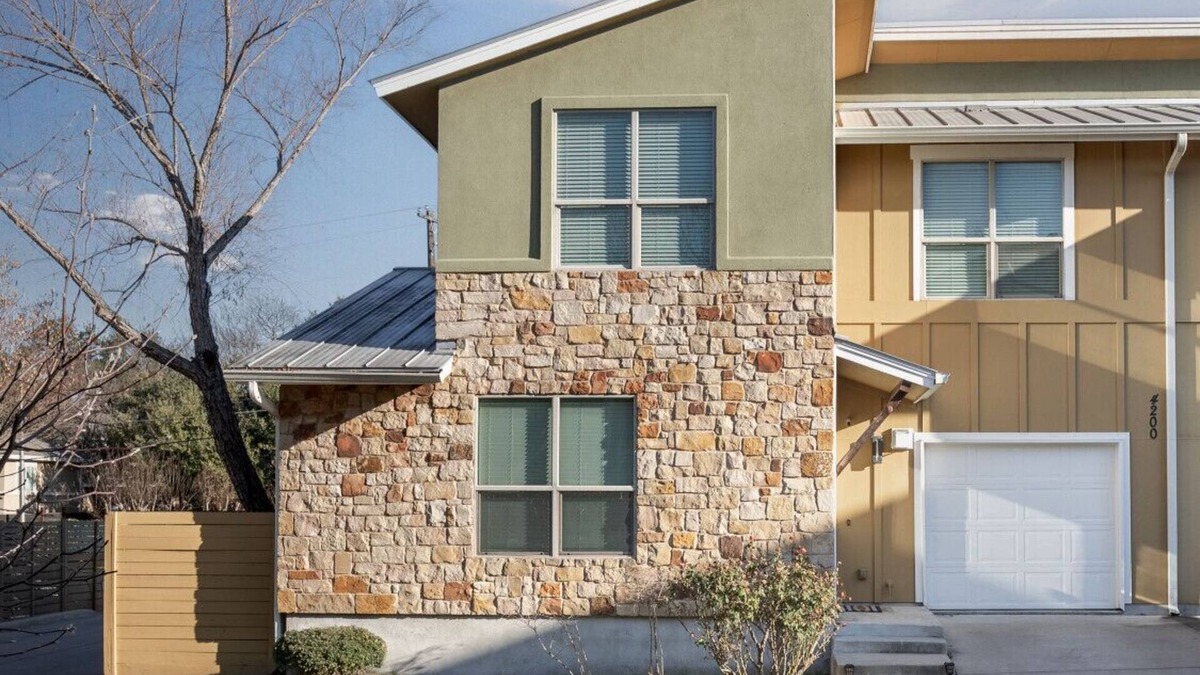 Austin House | Gorgeous Gem 3Bed/3Bath 7min to DT - Walk to Radio