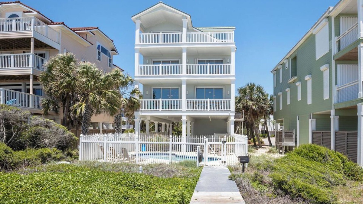 Plantation House | Gorgeous Gulf Front Home, 8 bed/7 bath, Pool, Elevator, and all the amenities!