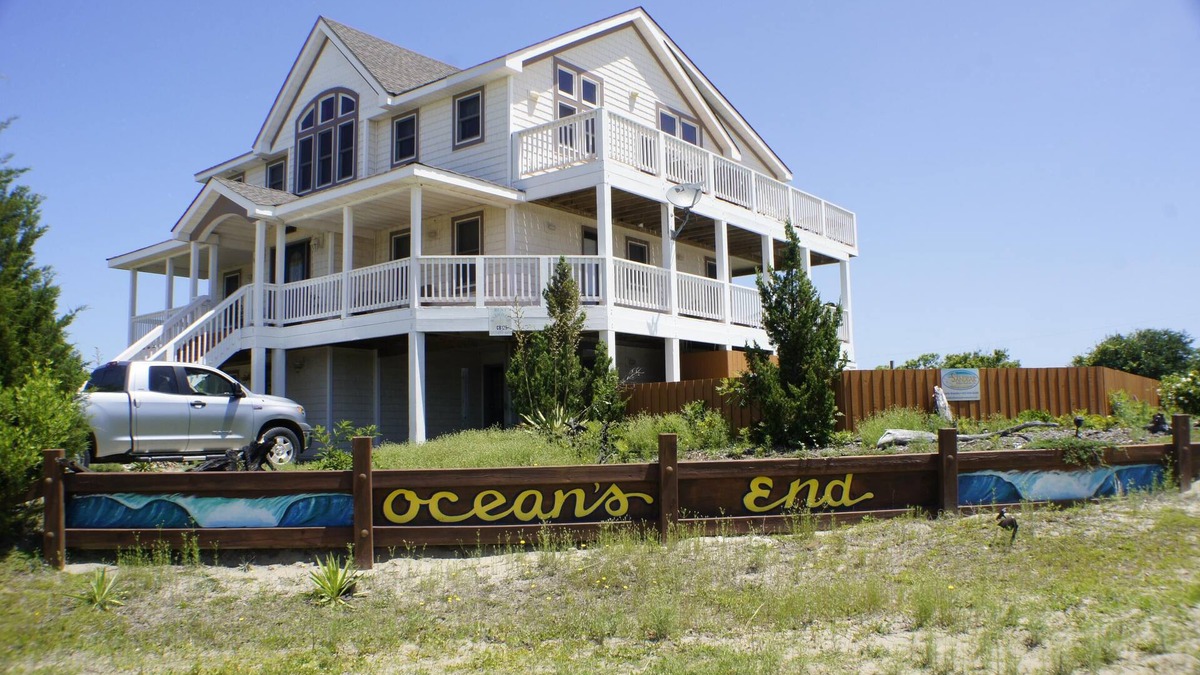 Carova Beach House | Gorgeous Home-6 BR,Private Pool,Hot Tub, Ocean Views