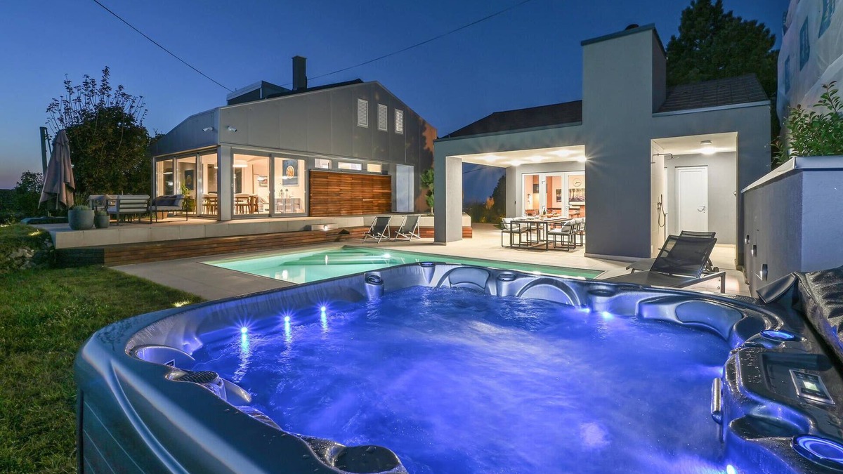 Gornji Kneginec House | Gorgeous home in Gornji Kneginec