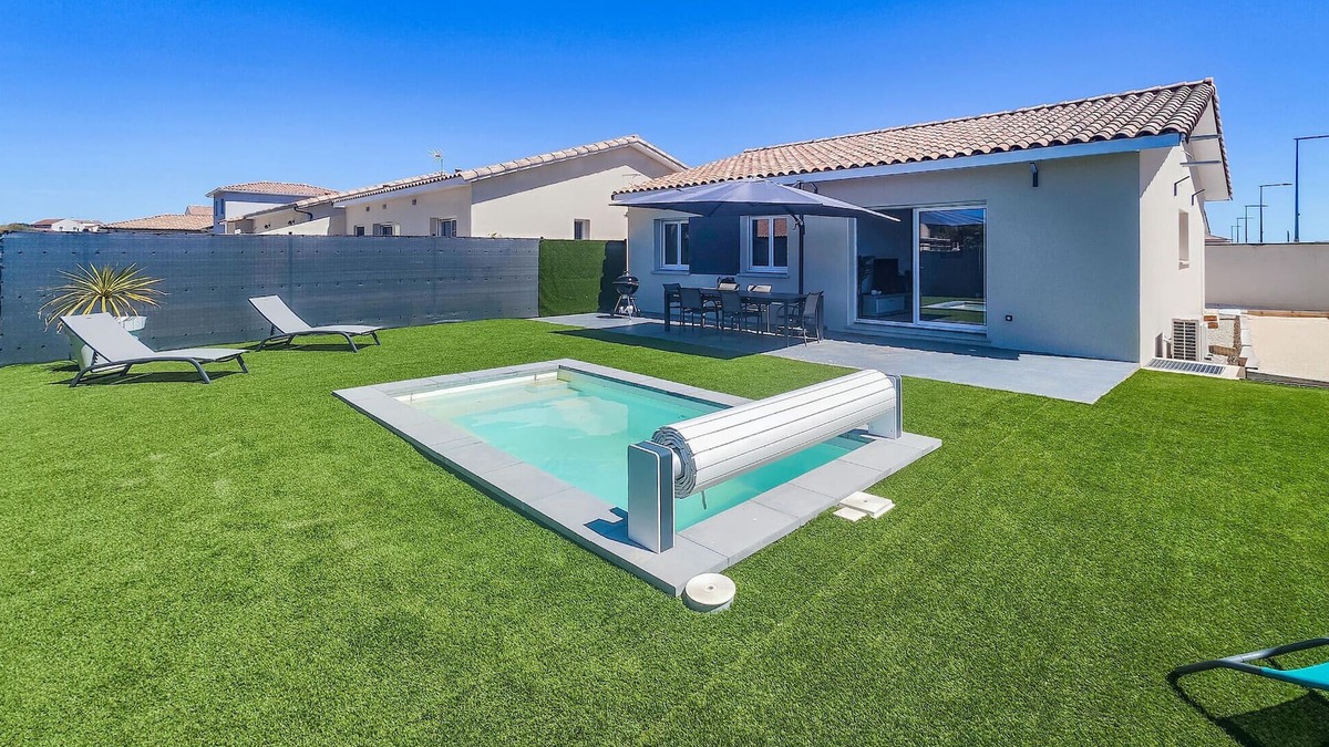 Bassan House | Gorgeous home in Bassan