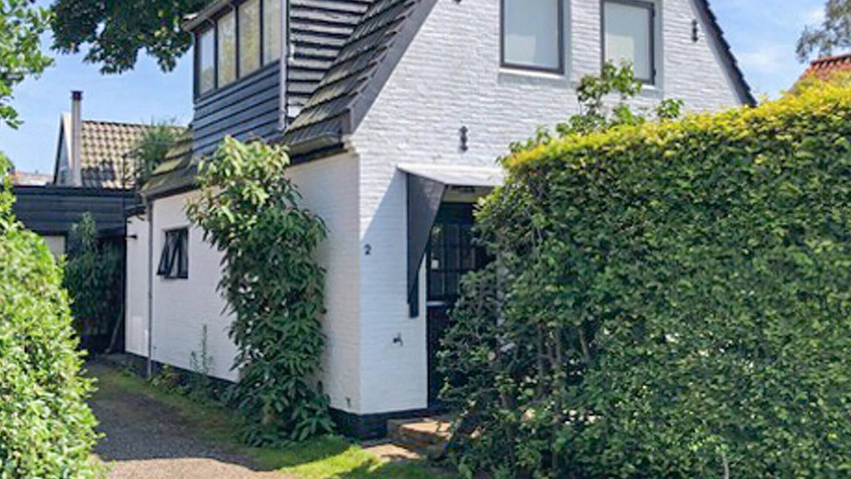 Bergen House | Gorgeous home in Bergen with WiFi