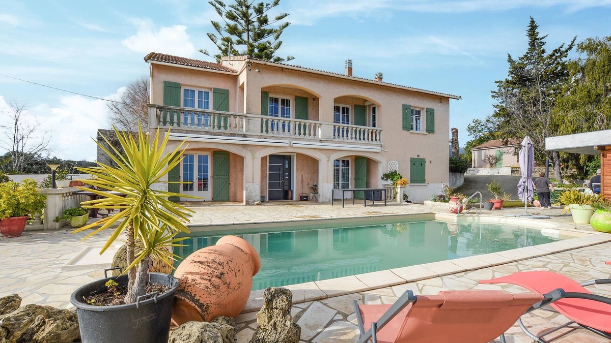 Cervione House | Gorgeous home in Cervione with WiFi