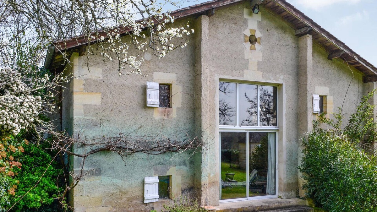 Coutras House | Gorgeous home in Coutras with WiFi