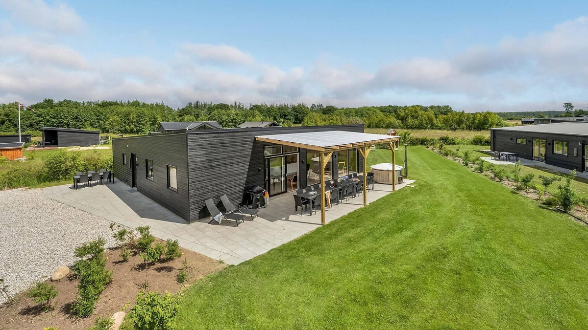 Fjellerup Strand House | Gorgeous home in Glesborg with kitchen