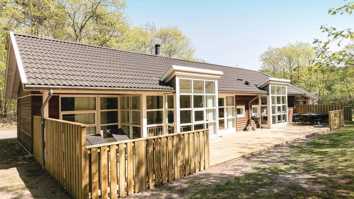 Hasle House | Gorgeous home in Hasle with sauna