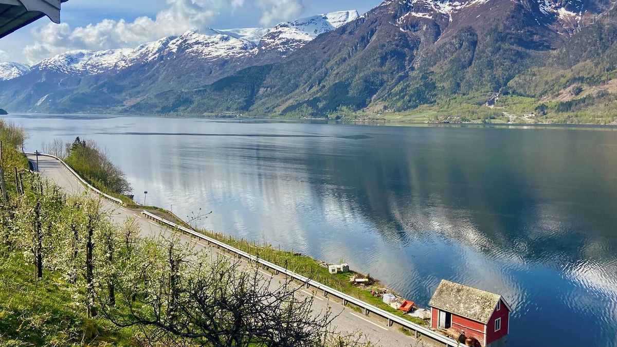 Ullensvang House | Gorgeous home in Hovland with WiFi