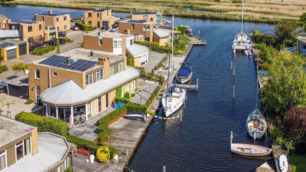Lemmer House | Gorgeous home in Lemmer with WiFi