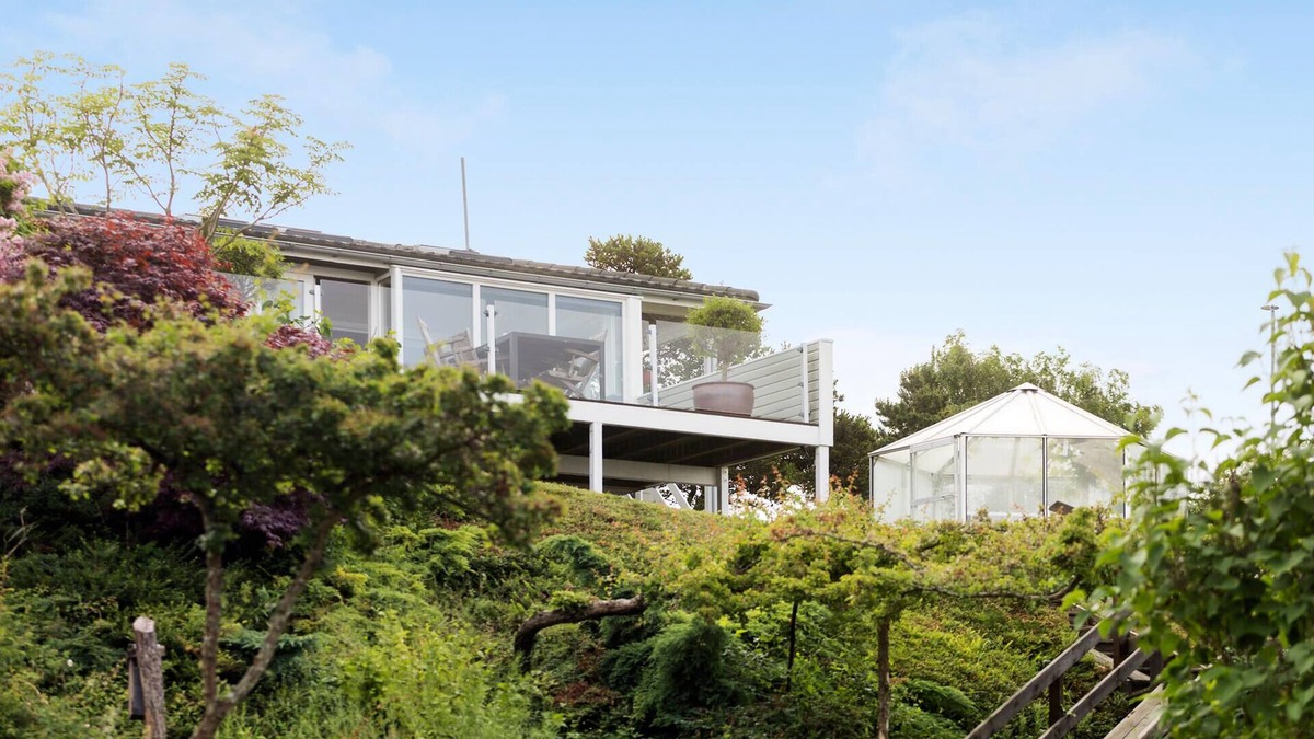 Olsted House | Gorgeous home in ølsted with kitchen