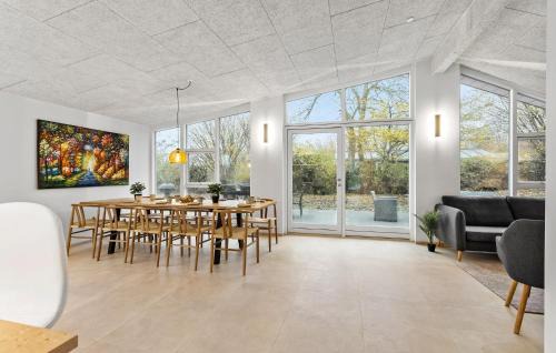 Spodsbjerg House | Gorgeous Home In Rudkøbing With Wifi