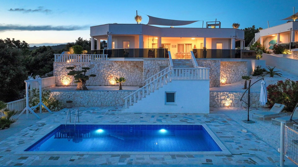 Sevid House | Gorgeous home in Sevid