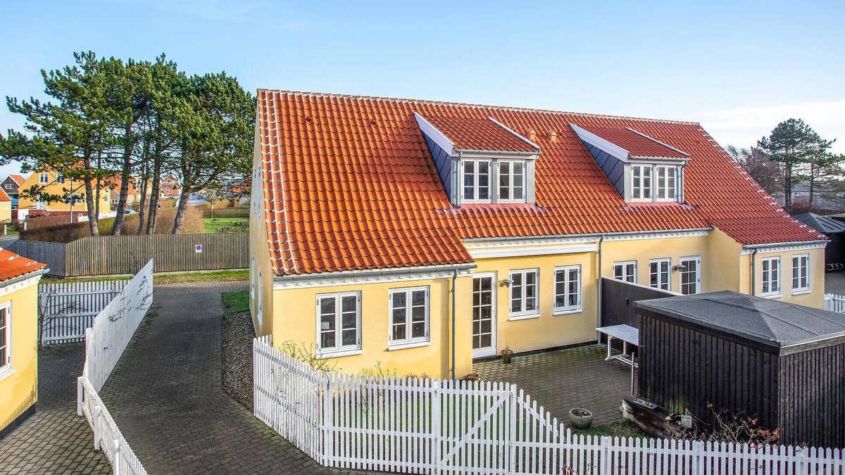 Skagen House | Gorgeous home in Skagen with kitchen