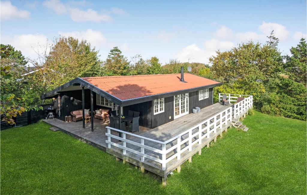 Holloselund House | Gorgeous Home In Vejby With Wifi