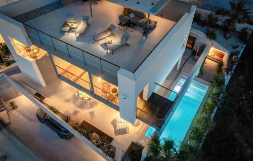 Vis House | Gorgeous Home In Vis With Sauna