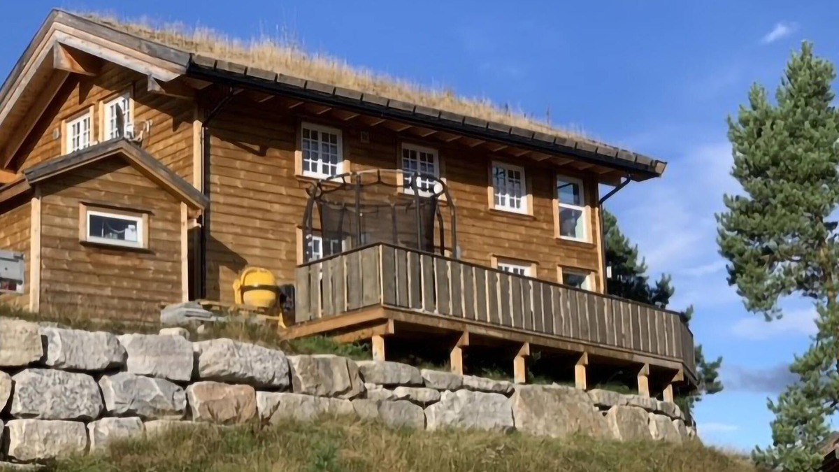 Kviteseid House | Gorgeous home in Vrådal