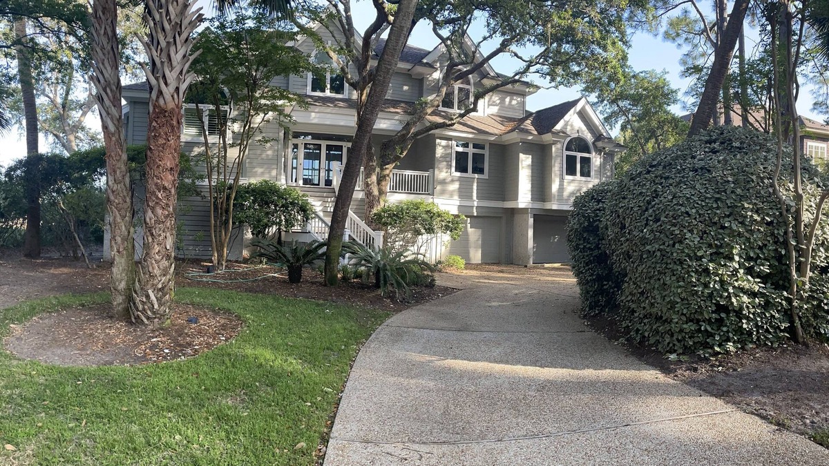 Vanderhorst Plantation House | Gorgeous Kiawah House with Expansive Marsh and River Views!