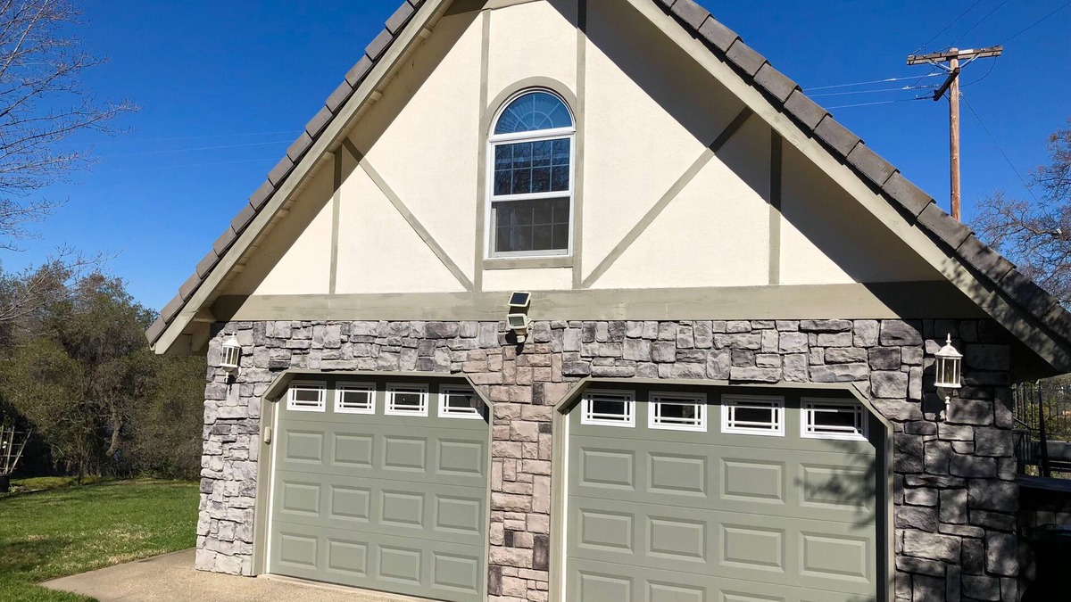 El Dorado Hills Apartment | Gorgeous Lake View, Nature at Your Door (Ask about 31+ days)