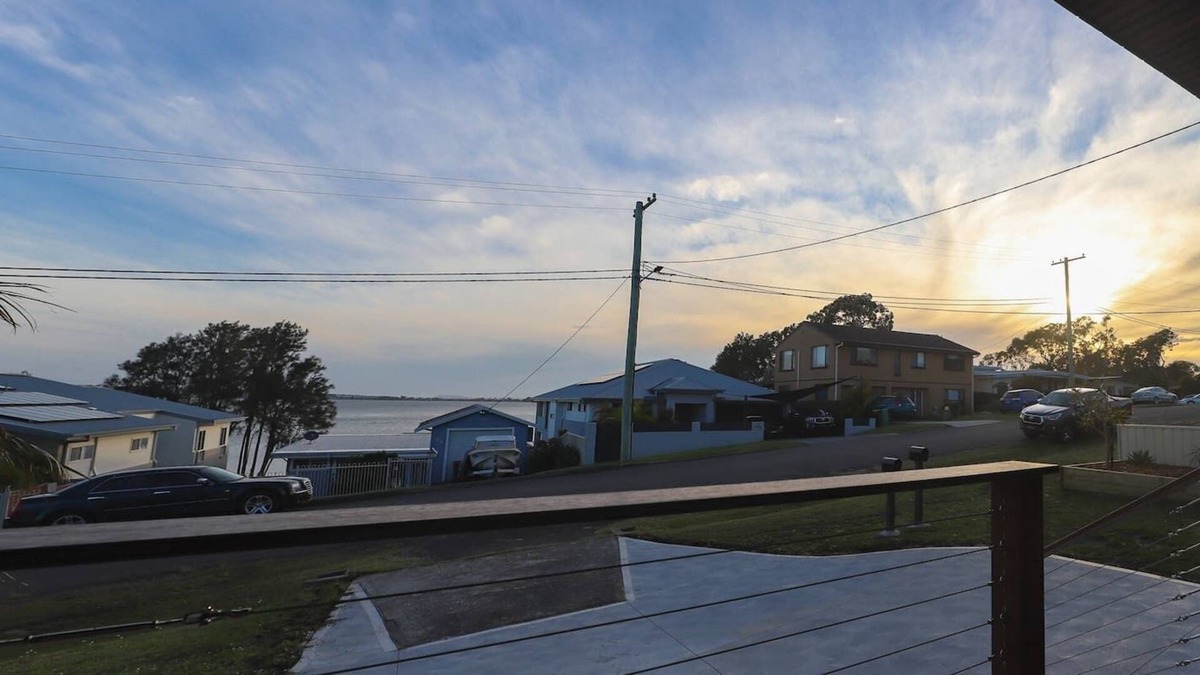 Central Coast House | Gorgeous Lake Views, Ground Level - Central Coast