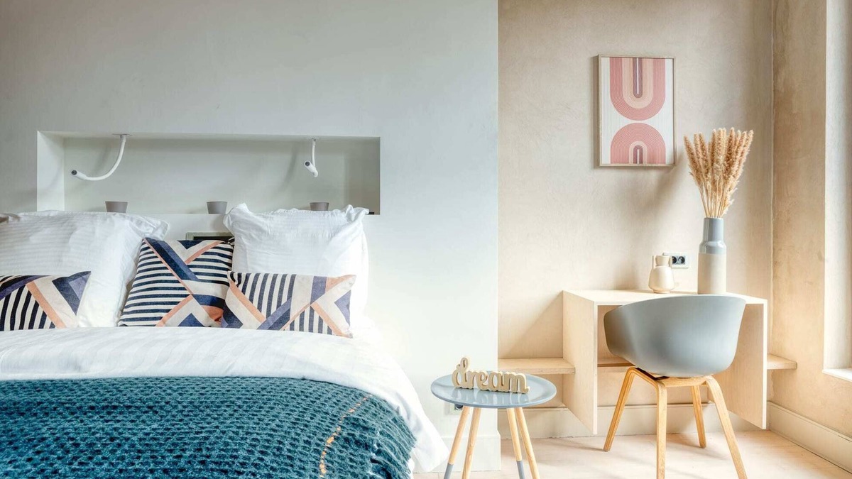Ghent Apartment | Gorgeous Light-Filled Haven in Ghent's Historic Building