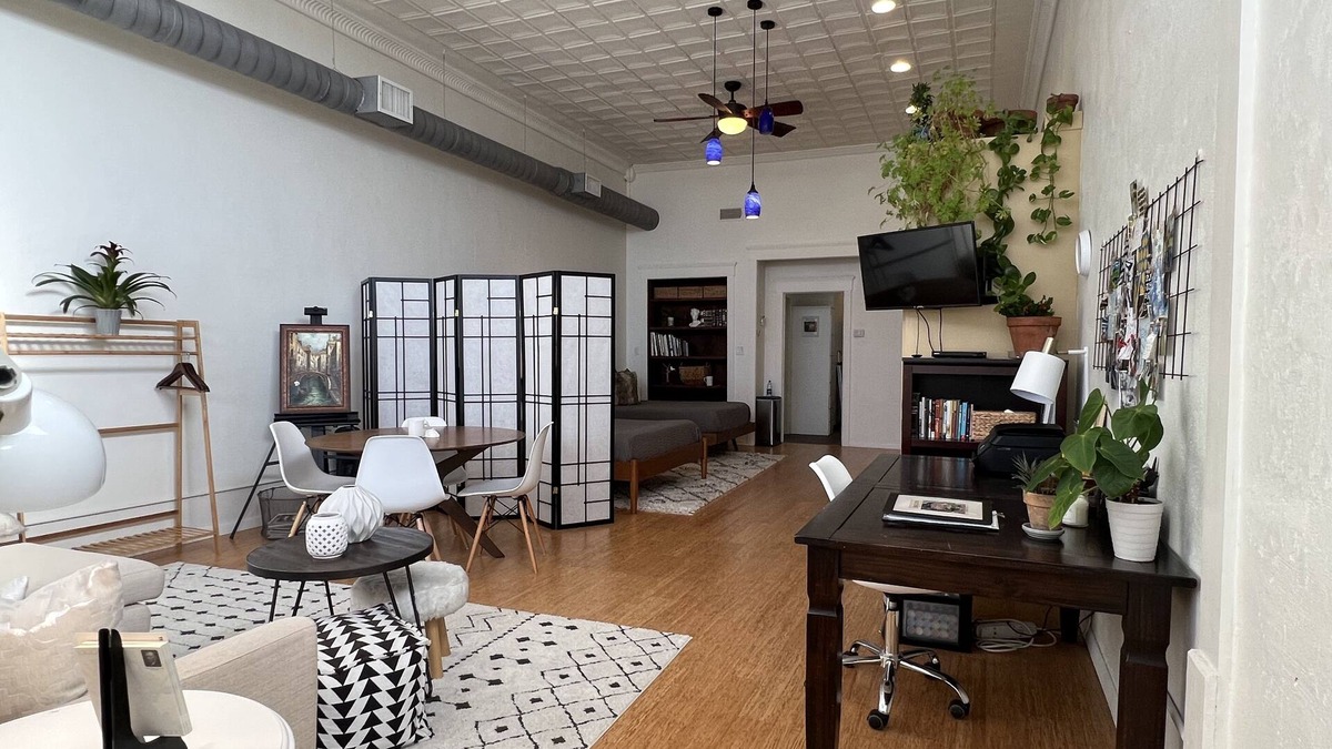 Brownwood Apartment | Gorgeous loft in historic building near HPU, restaurants, shops.