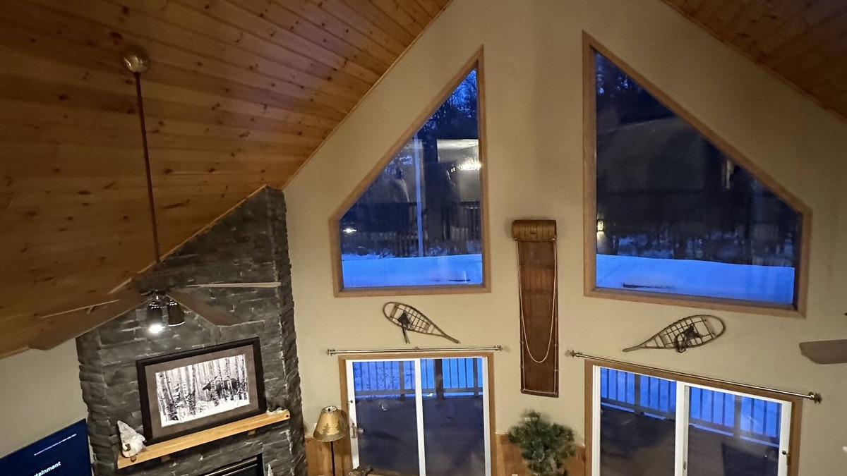Lake George House | GORGEOUS MOUNTAIN TOP HOUSE IN LAKE GEORGE W/HOT TUB & BOAT DOCK NEARBY