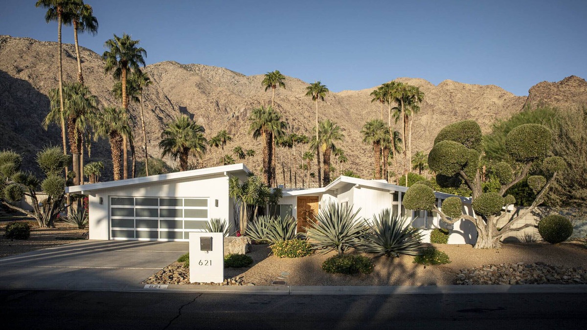 Vista Las Palmas House | Gorgeous Mountain Views in Vista Las Palmas