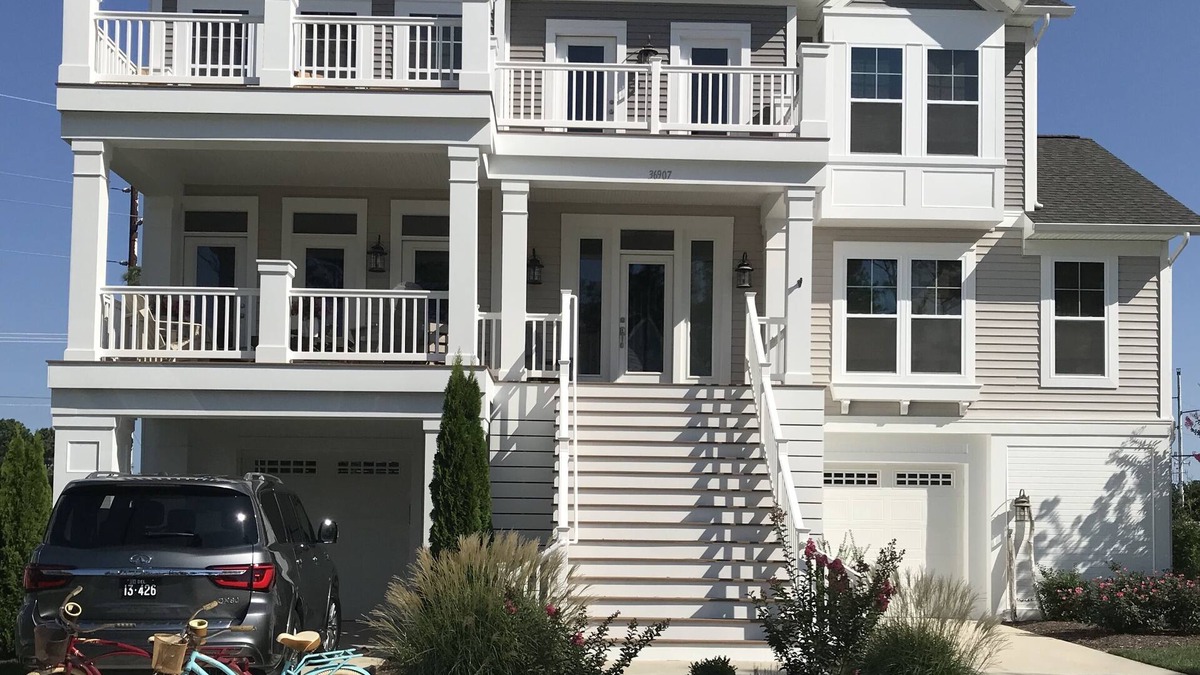 Bethany Beach House | Gorgeous North Bethany Beach luxury home