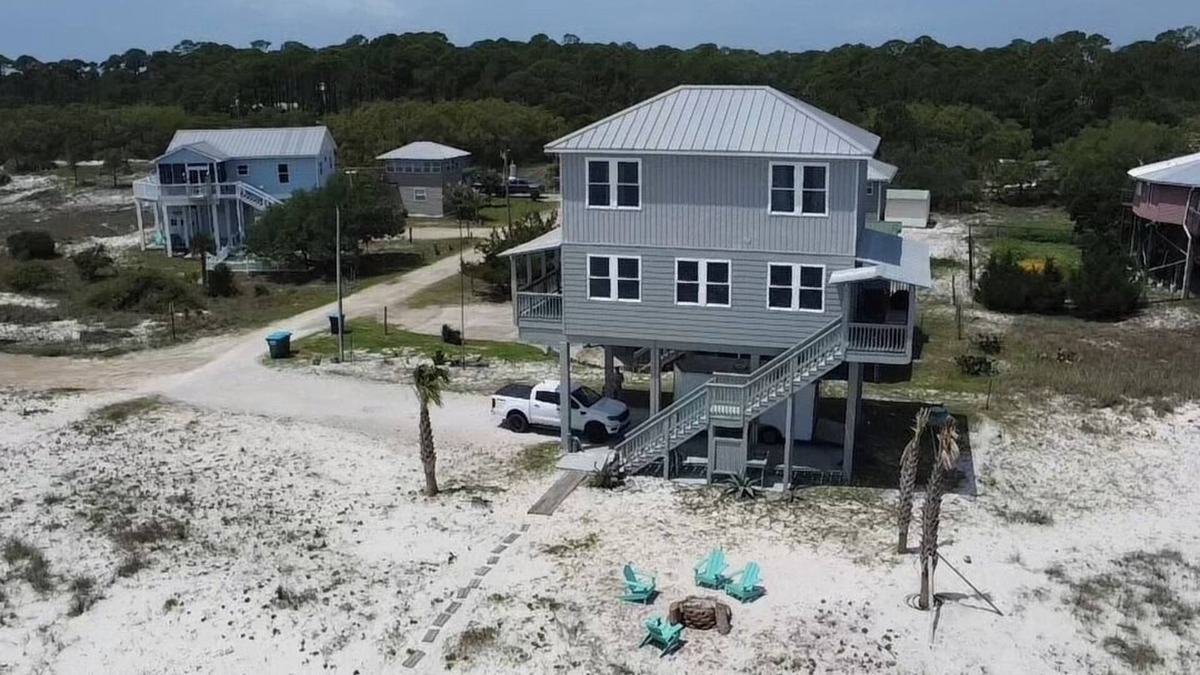 Alligator Point House | Gorgeous Ocean Views in Modern Beachfront Home