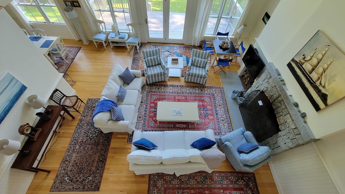 Blue Hill House | Gorgeous Oceanfront On A Private Lane