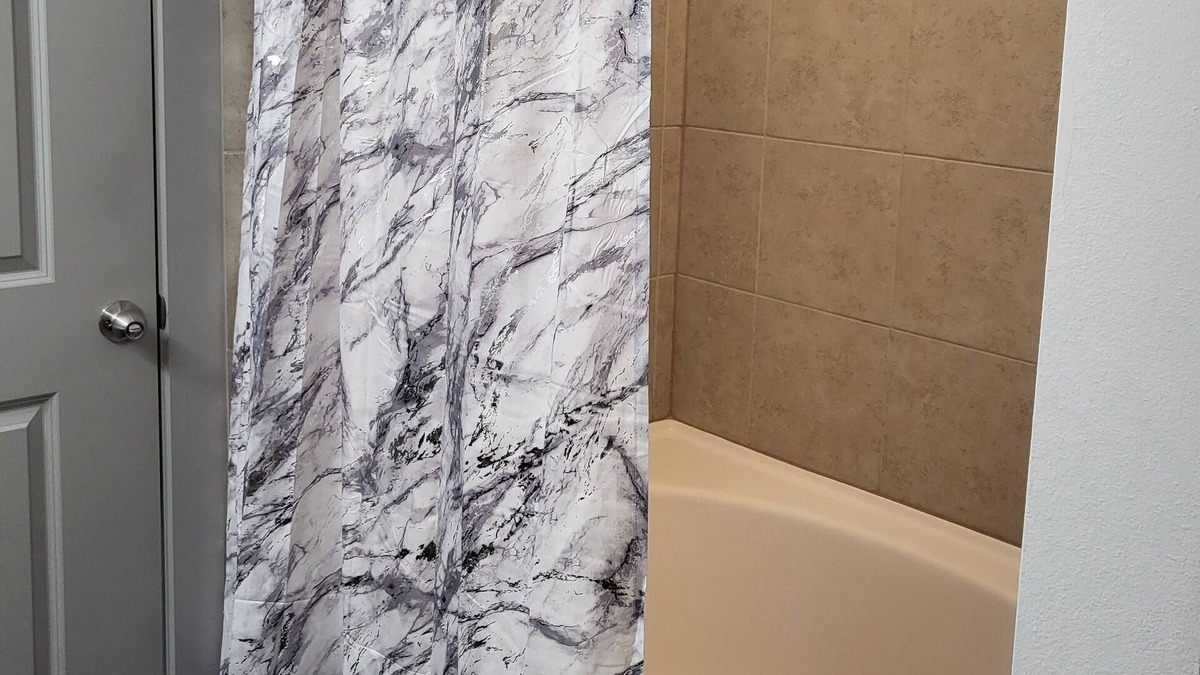 Crabtree Apartment | Gorgeous one bedroom with pool view