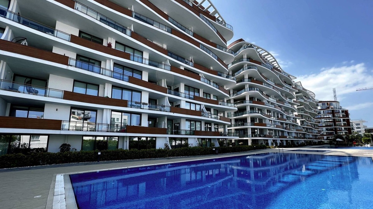 Zeytinlik Apartment | Gorgeous Residence in a Luxury Complex in Kyrenia